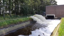 Foto noodpompen Leijgraaf 19072019 Foto noodpompen Leijgraaf 19072019