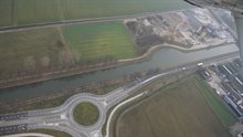 Beek de Aa en de rotonde vanuit de lucht