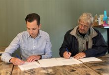 Ondertekening uitvoeringsovereenkomst Oeffeltse Raam