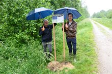 Plaatsing informatiebord bij de waterberging