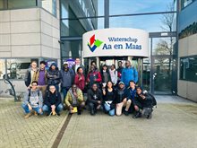 Edwin Hes met internationale studenten_1