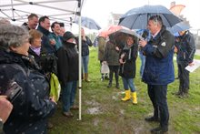 Welkom in de hagelbui door dagelijks bestuurslid Ernest de Groot